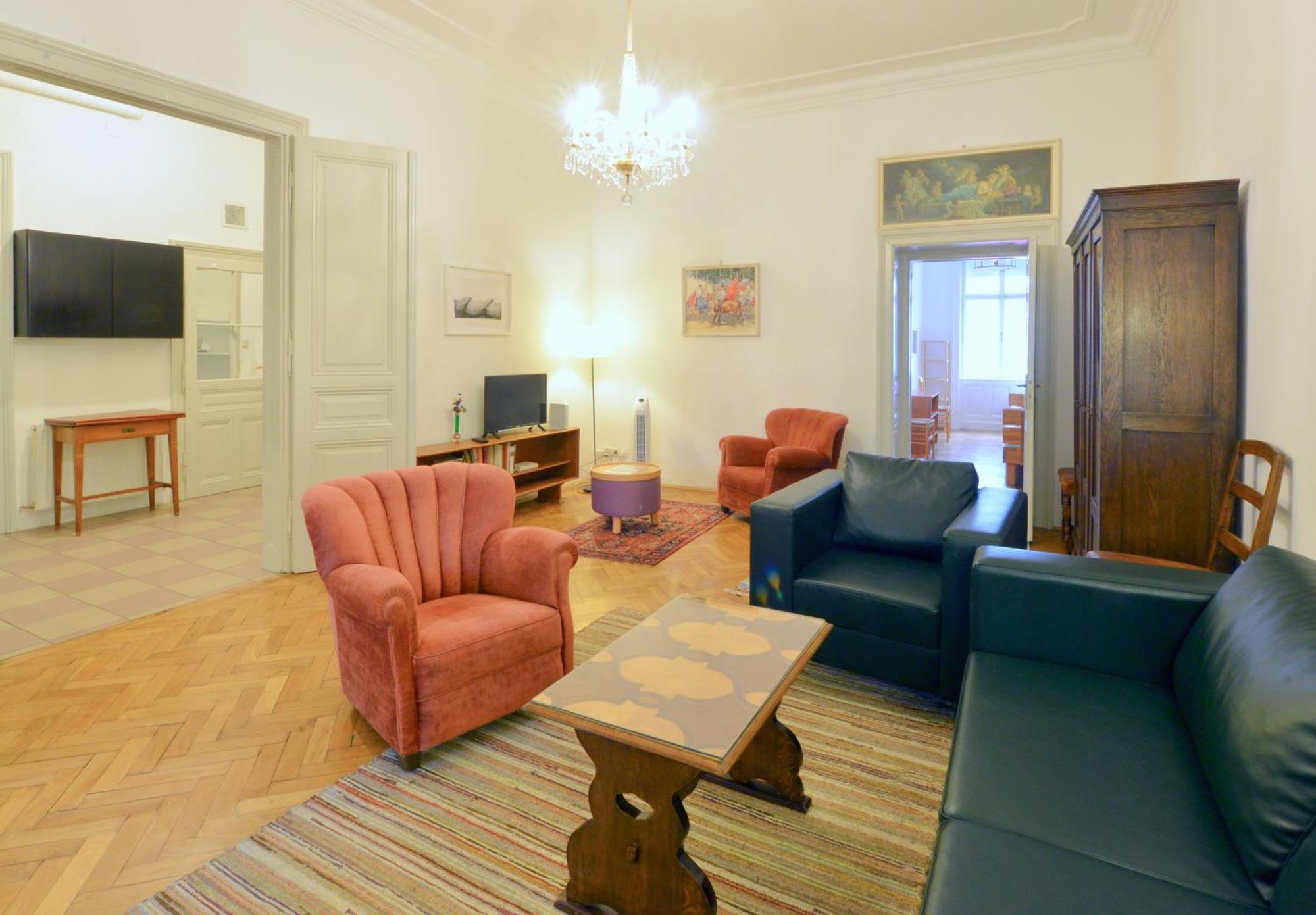 Top Flat - 1 Free Parking Space At The Metro Viena Exterior foto